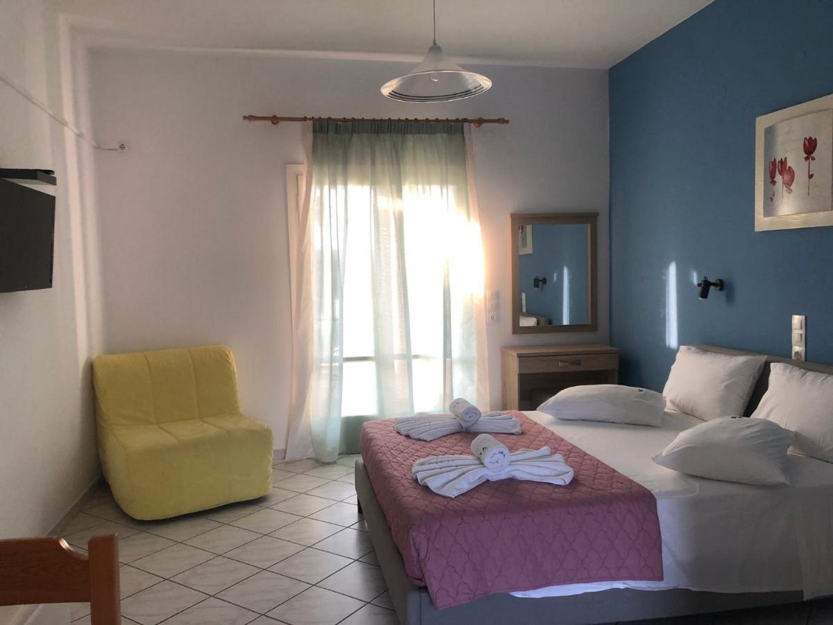 Eleftheria And Appartement Acharavi (Corfu)